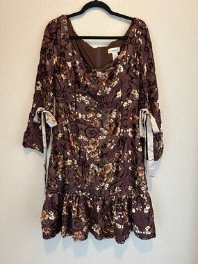 Y apparel Plum Floral Velvet Burnout Mini Dress size L like new